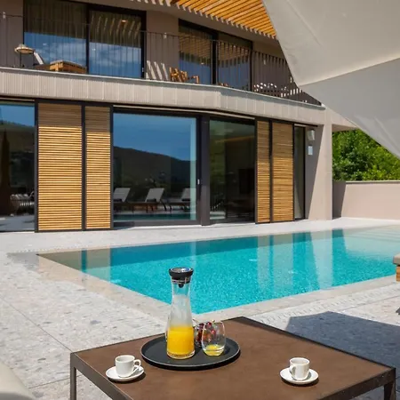 Luxury With A Swimming Pool Rozat, Dubrovnik - 20840 *